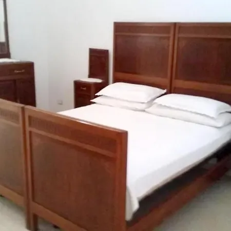 Spacious House In With Shared Pool Holiday home
