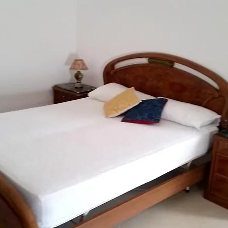 Holiday home Spacious House In With Shared Pool