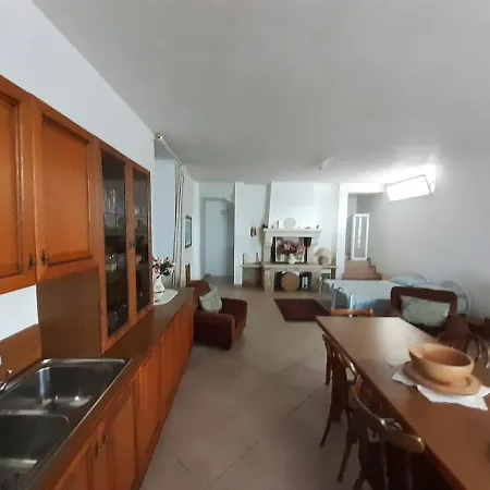 Holiday home Spacious House In With Shared Pool