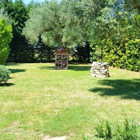 Spacious House In With Shared Pool Holiday home