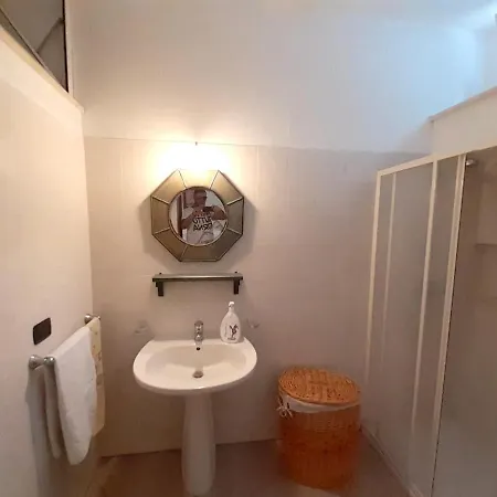 Spacious House In With Shared Pool Holiday home *